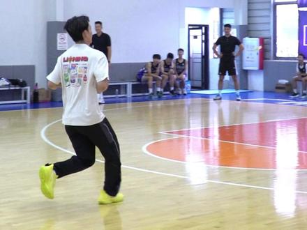 为什么这么准?徐杰投篮技巧深度解析 #杰燃不同 #徐杰 #青少年篮球培训 #dou来CBA #广东宏远