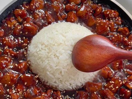 黏糊糊的蜜汁土豆泥鸡腿饭 #土豆泥拌饭#鸡腿饭