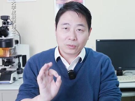 空气污染正在伤害你的皮肤!敏感、色斑都可能因为它 你是否感觉皮肤越来越敏感?可能与空气污染有关!
🔬 研究显示:
➊ 空气污染会直接损伤皮肤屏障,增加敏感风险
➋ 污染物中的自由基、多环芳烃会加剧氧化损伤
➌ 雅诗兰黛前全球研发总监研究发现:离马路越近,色斑越严重
🌫️ 即便空气质量整体改善,北方冬季、江南降温前仍存在污染高峰
✅ 建议:污染严重时段与地区,外出务必佩戴口罩,减少皮肤与呼吸道暴露
点赞支持科普,让更多人学会科学护肤
#空气污染 #皮肤敏感 #自由基 #护肤 #护肤科普