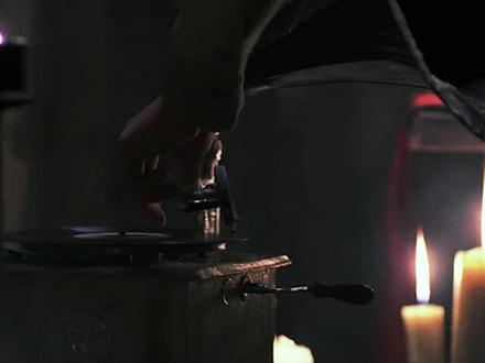 美女被变态家族抓走,沦为生育机器,犯罪片《伐头岭》 #电影解说 #宅家dou剧场 #犯罪片