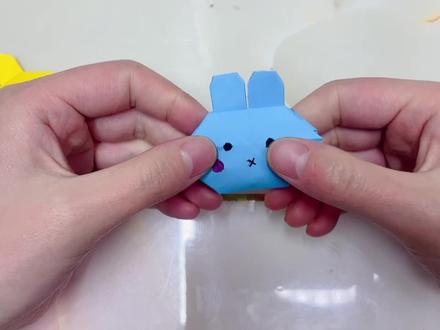 小兔子捏捏乐,解压#折纸教程 #手工 #一学就会系列 #小兔子#解压