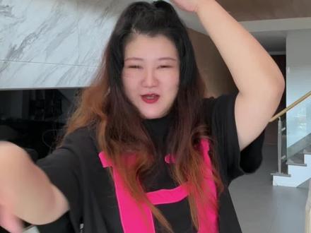 猜不透这次的口令像个绕口令哈哈哈!
#猜不透DJ版手势舞 #手势舞 #猜不透 #浅跳一下 #搞笑