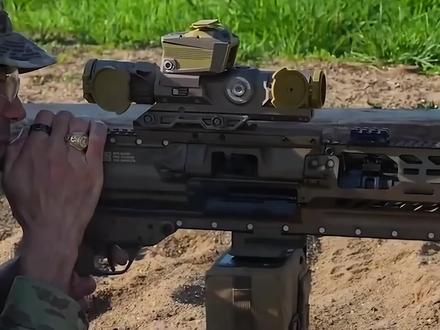 M250美军新一代班用机枪到底有多强?一个视频你也能轻松驾驭 #军事科普 #m250机枪 #武器科普 #全球创作者计划 #军迷发烧友