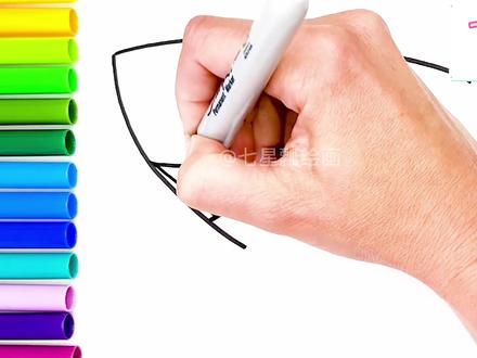 如何简单绘制七彩鲨鱼,儿童亲子简笔画教程 #儿童简笔画 #画画使我快乐 #宝宝学画画 #手绘 #想画就画 #简笔画教程 #创意简笔画 #育儿简笔画 #画渣日常 #儿童画教程