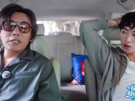 伊能静儿子恩利跟继父秦昊,像朋友一样聊天,感情真好。