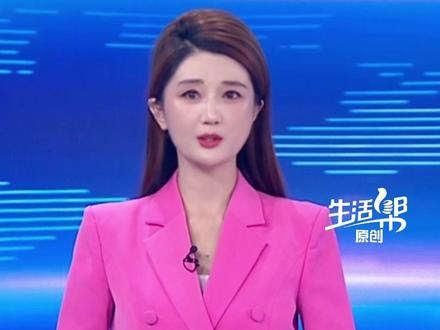 10万元一台?奥迪怎么就对标上了比亚迪了?奥迪A3部分配置车型优惠后价格下探至10万元左右,引发“它还算不算豪华车”的热议。如今电动化、智能化变革下,消费者转向“产品导向”,本质上是传统豪车价值体系的崩塌。产业变革从不停歇,降价只能换来片刻喘息,恐怕无法挽救根基的松动。