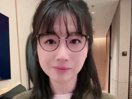 “河南人真中!”山东货车司机因大雪滞留河南,遇接二连三温暖暴击哭肿眼:一群人的善意,能焐热整个寒冬! #山东货车司机因雪滞留河南多日 #司机雪天滞留被投喂河南人真中 #致敬河南风雪守护人 #广电V光 @抖音小助手