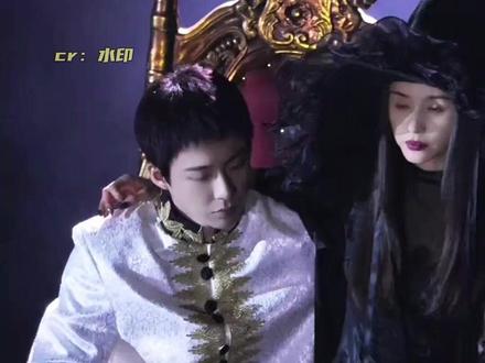 刘宇宁王子文新剧玫瑰丛生终于定档了,剧里三对三角恋cp极致拉扯#刘宇宁#王子文#玫瑰丛生#定档#娱乐评论大赏