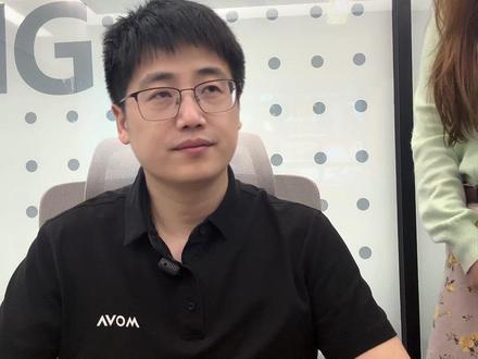 00后上班是这么整老板的... 在MOVA泛工具当总裁的一天 #抖音二创激励计划 #当老板哪有不疯的 #mova #mova按摩梳 #在MOVA泛工具当总裁的一天