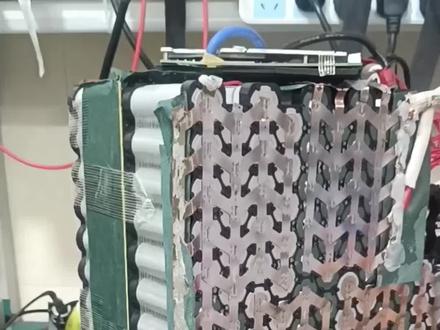 客户花7800买的锂电池,60v100安由340颗21700松下电芯组成,电芯价值五千多,豪气十足#锂电池组装 #电动车电池