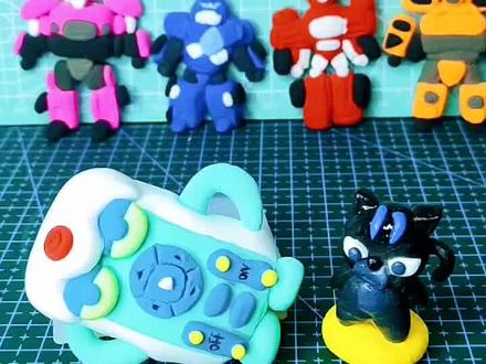 《迷你特工队》秀智变身特工,应战遥控器怪物#手工diy #粘土#迷你特工队#儿童 #亲子 #玩具 @抖音小助手