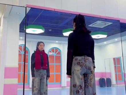 #我曾像傻子一样爱你 慢动作分解#网红广场舞教学 #最火广场舞 @DOU+小助手