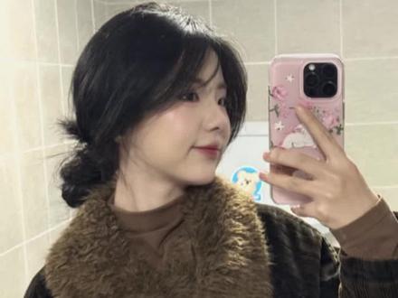 30s就能学会的超级简单的低丸子头教程#发型教程 #低丸子头