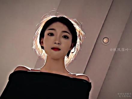 听说了吗?广西16岁的高二女生 冯敏敏,一招神龙摆尾,不仅让各大媒体争先报道,粉丝更是暴涨#冯敏敏#篮球#未来之妞