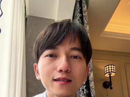德比斯头像都变了 要认真做事,坚持不懈,相信自己一定能成#德比斯 #张雪 #张雪机车