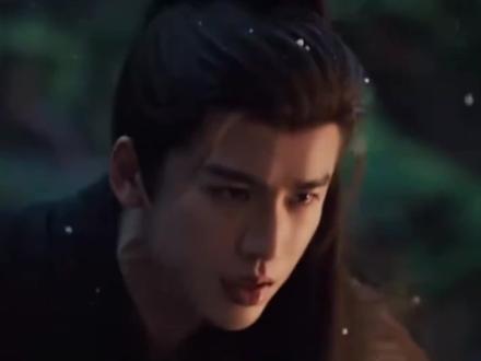 逐玉:谢征扛下108鞭坚定选择樊长玉,他和魏严也彻底撕破脸皮了#逐玉 #张凌赫 #田曦薇