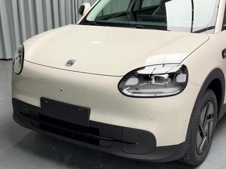 #奇瑞QQ3 雨刮的使用方式分享给车友们,记得点赞收藏关注哦。#每天一个用车知识