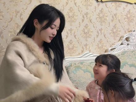 通的2G网,玩的大前年的梗#大母龙 #小姨 #带娃