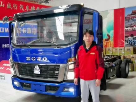 豪沃轻卡四米二电动后视镜调节功能,使用#卡车司机 #每天推荐好车 #全国卡友 #4米2轻卡 #货车