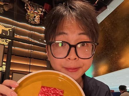 杭州春季牛new豪华海鲜档❗️测评:豪华海鲜版档位的肉不如去年,新品小龙虾和炸串还不错#牛new #上城区 #杭州美食 #寿喜烧 #美食vlog