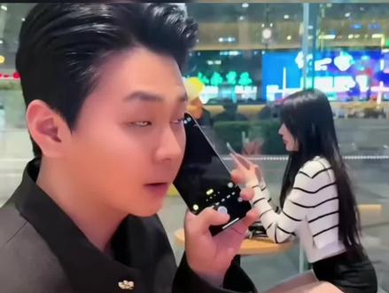 网络人物志第30期斩虎,依旧能源之城城主,依旧不知道下播键在哪,依旧co虎渲染大赛这一块 #搞笑 #人物故事 #斩虎 #coke