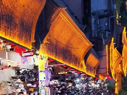 快看,我们到甘肃省张掖了#甘泉公园#明清街夜市 #城市的夜晚