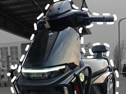 九号M95c+安装电池,锂电池贵在哪?国轩A品#九号锂电池 #锂电池 #九号 #m95c