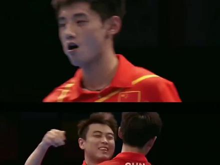 不经意间10年前已经不是2002年,而是2012年了。10年前的今天,王皓、张继科、马龙零封韩国队,夺得伦敦奥运会男团金牌 #乒乓球