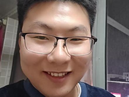 人人都能出爆款视频,关键你掌握方法了没?今天给大家分享一个人人都能火起来的天才少年,看看她是怎么做的?
#知识分享 #Jenny爆款视频#自媒体