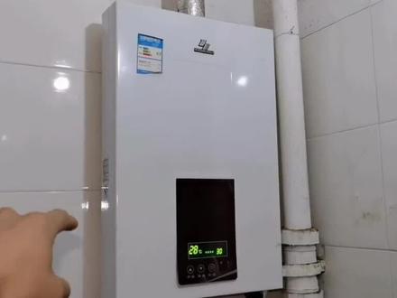 燃气热水器打不着火显示E5故障#电工维修分享