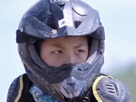 当年的霸总暖男康康长大啦 简直A爆了!