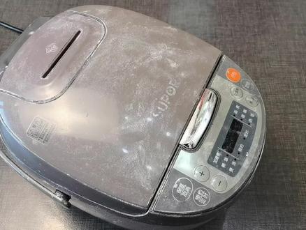 今天才知道,电饭煲有3个地方,要经常擦一擦,不然越用越耗电