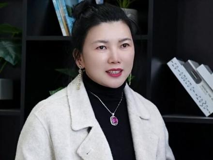 《惊蛰无声》OST神仙阵容官宣!周深唱主题曲空灵拉满,张杰献唱片尾曲深情力MAX,主演亲自演绎插曲更具代入感,旋律紧扣剧情氛围感拉满,3.5锁定听觉+视觉双重盛宴!#周深张杰惊蛰无声OST#周深唱惊蛰无声主题曲#张杰献唱惊蛰无声片尾曲 #狼雪眼镜 #欧美潮镜