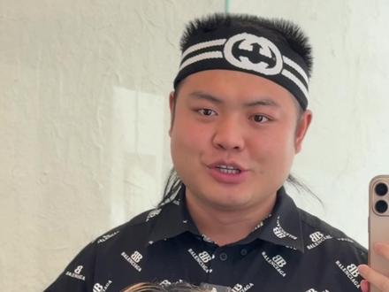 白金色+翘翘头绝配 全程无删减白金色翘翘头教程分享,#深圳剪发 #翘翘头 #短发 #发型教程 #新年发型