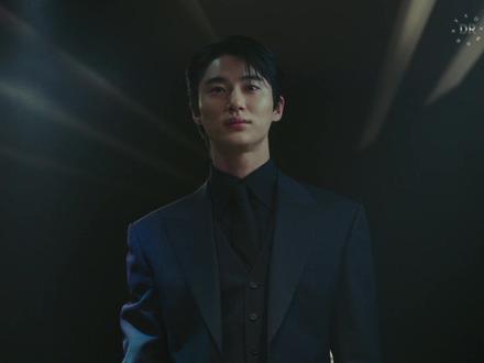 从屡试屡败的无名龙套,到火遍亚洲的演员,他究竟是如何逆袭的? #边佑锡 #人物故事 #影娱漫谈编辑部 #韩剧 #背着善宰跑