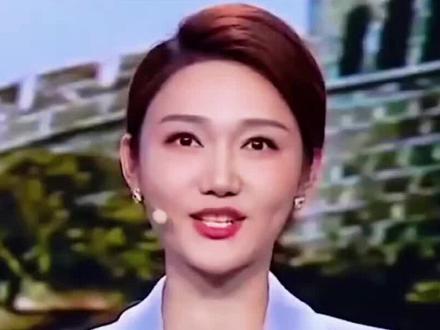 2026年央视春晚结束后,主持人龙洋因主持时眼神向上瞟,引发网友热议,相关话题登上娱乐热搜榜单。这是龙洋第五次主持春晚节目,有观众认为她在直播中频繁看向提词器,对此提出质疑。#婚姻法律科普 #每天学点法律知识 #婚姻法律常识 #小知识大作用 #每天跟我涨知识