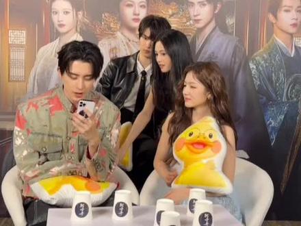 敖瑞鹏又当了一次自己的小号#朝雪录