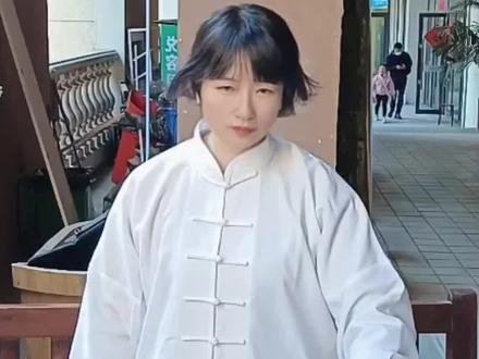 #功夫 #内功 #养生
抓爆易拉罐,练筋,练骨,练髓。