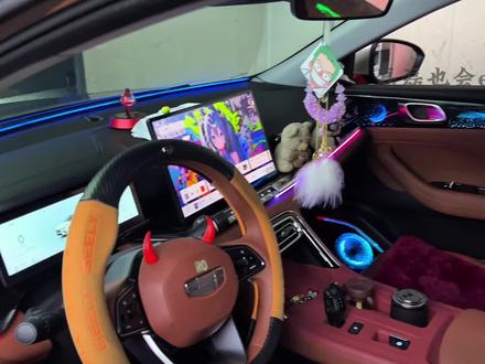 来感受一下 #第5代帝豪 升级完的星空氛围灯效果 原车饰板替换 无损安装 #银河星耀6 也可以通用 装上真是太高级有感觉了#升级案例 #氛围灯