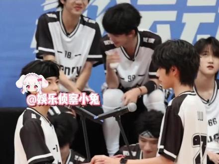 馒头你脾气咋这么好#穆祉丞 #王橹杰 #杰丞 #橹穆 #时代峰峻