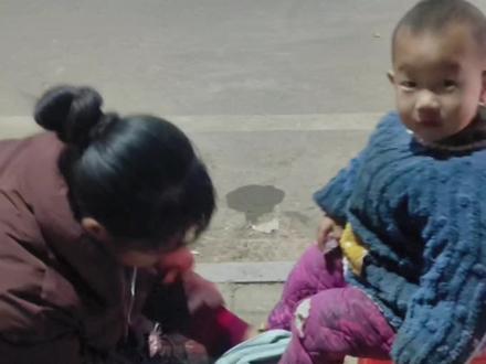 今个第一次和小朋友见面,他给我可亲#每一瞬间的记录