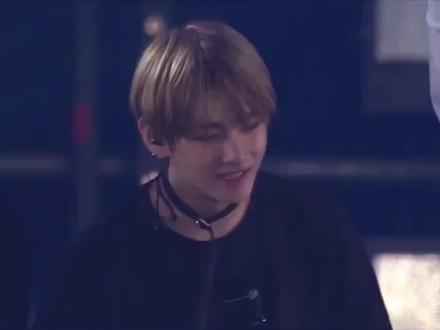 泰泰宣示主权:阿米是防弹的,防弹是阿米的 爱是双向奔赴的啊!!#防弹少年团 #bts #阿米 #阿米阿米