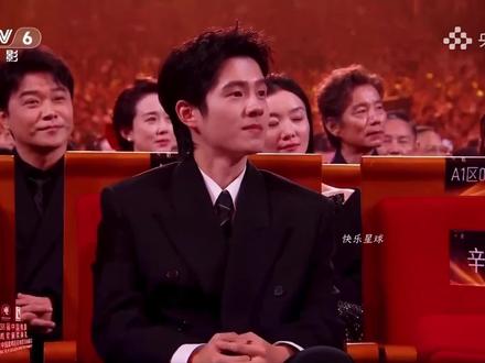 易烊千玺,最年轻金鸡奖影帝,实至名归。#颁奖盛典 #易烊千玺