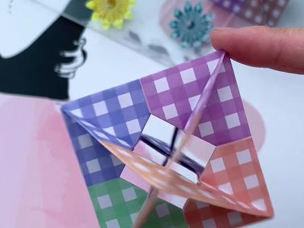 悬浮立方体,吹一口气就转动起来,很简单,重复的步骤,组装起来就行#手工 #折纸 #萌知计划