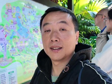 18分钟为您详解2026年寒假开广州长隆野生动物世界玩最优游玩路线,让您不走回头路,打卡所有区域,且避开人潮少排队。视频较长,记得点个关注收藏。老陈会持续更新广州长隆实况视频哦。#广州长隆 #广州长隆攻略 #长隆跟拍 #广州长隆野生动物园 #广州长隆摄影师老陈