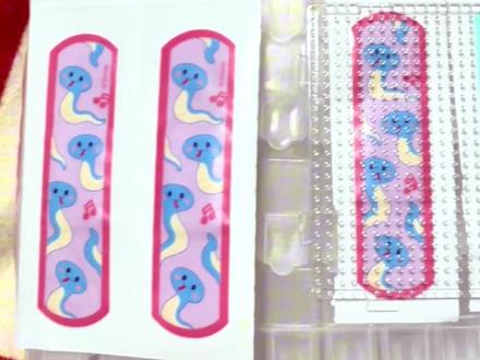 用盖瑞创口贴当图纸 做一个拼豆 这个朱迪同款创口贴太萌了
拿出之前剩的疯狂动物城拼豆
本来想拼一圈 把俩创口贴正反贴一起 然后围在中间
后来觉得可能会烫化 就整体拼了一个
#拼豆 #疯狂动物城2 #盖瑞 #被迪士尼狠狠戳中了 #名创优品