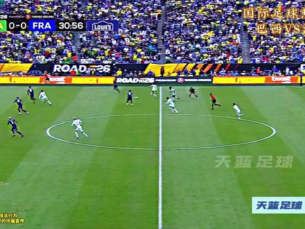 强强对决!?国际足球热身赛,巴西VS法国! #法国队 #世界杯 #巴西队 #dou来足球季 #青年创作者成长计划