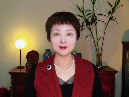 前央视宏观记者8分钟拆解黄金暴跌真实逻辑 看这一个视频就够 黄金暴跌破4500美元 收割逻辑全拆解#黄金暴跌 #零距离看懂财经 #梦霞亲见