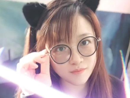 #一定要看到最后 第五个#微动作 很常见。#一本正经胡说八道 #恋爱 #心理学知识 @抖音小助手