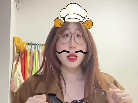 看个韩剧被种草10086套穿搭 全身图在最后#爱情怎么翻译 #韩系穿搭 #早春穿搭 #麂皮绒夹克 #碎花裙